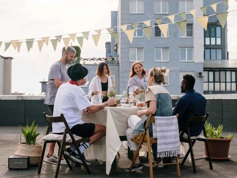 舉辦一場融合科學與個人風格的難忘晚宴