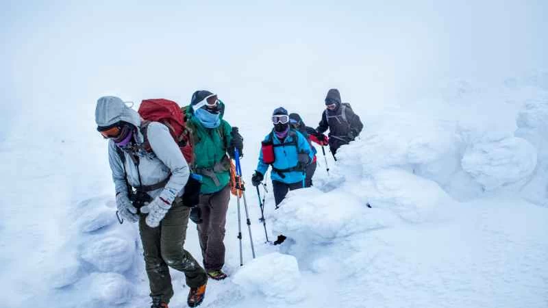 如何預防、辨識及治療凍傷