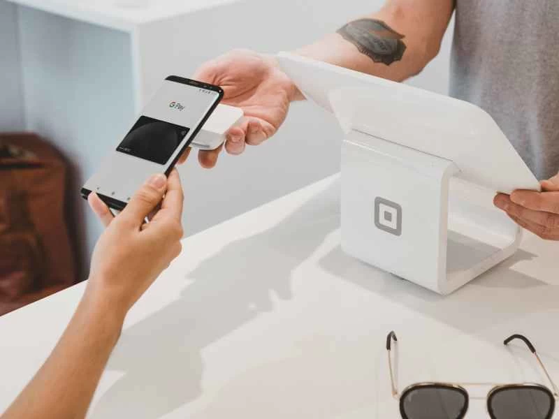 忘掉錢包：是時候開始用手機支付一切了。