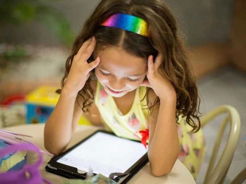 何時與孩子談論網路安全