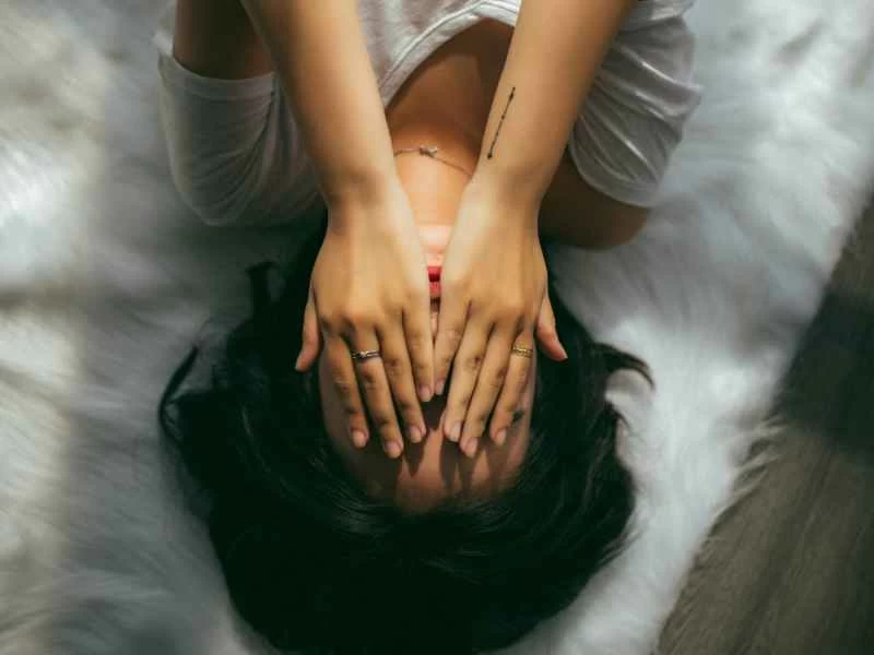 壓力和焦慮會損害你的大腦。以下是如何應對的方法。