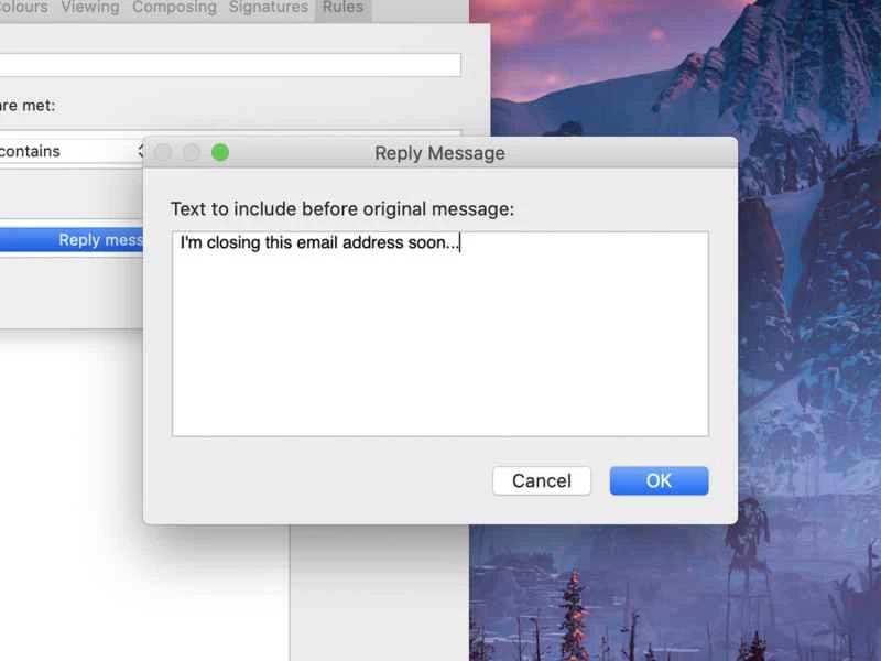 iCloud 電子郵件應用程序，示範如何設定自動回覆。