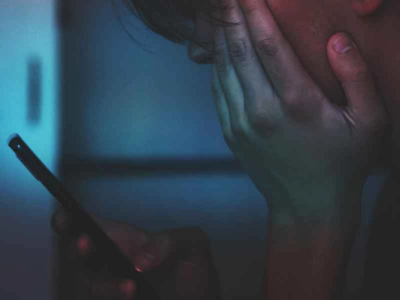 一份關於如何在自身安全受到威脅時使用社交媒體的全面指南