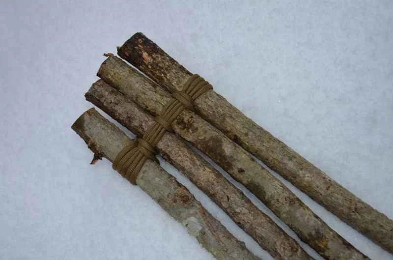 捆綁在一起的木棍