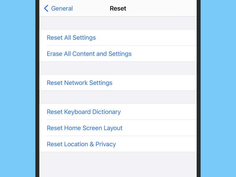 運行iOS系統的iPhone上的重置選項。