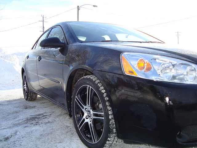 如何以及何時更換夏季輪胎和冬季輪胎