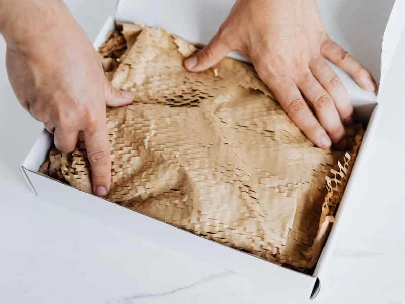 小企業主無需大幅削減預算也能應付碳排放問題。