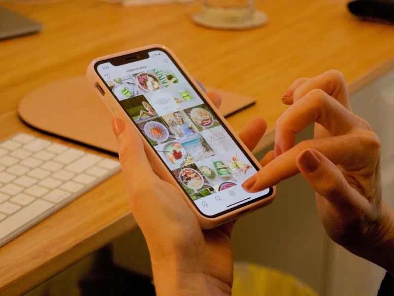 如何從 Instagram 輪播圖中刪除一張照片（以及如何在改變主意後將其恢復）