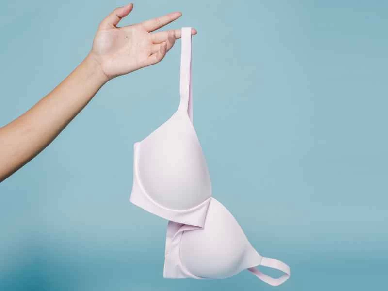 是時候確定你真正的胸罩尺寸了。