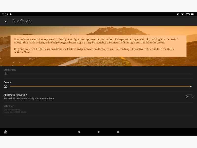 開啟了藍光模式的亞馬遜 Fire HD 平板電腦，螢幕會呈現橘色色調。