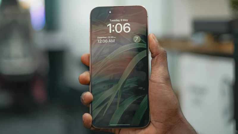 如何自訂手機的息屏顯示