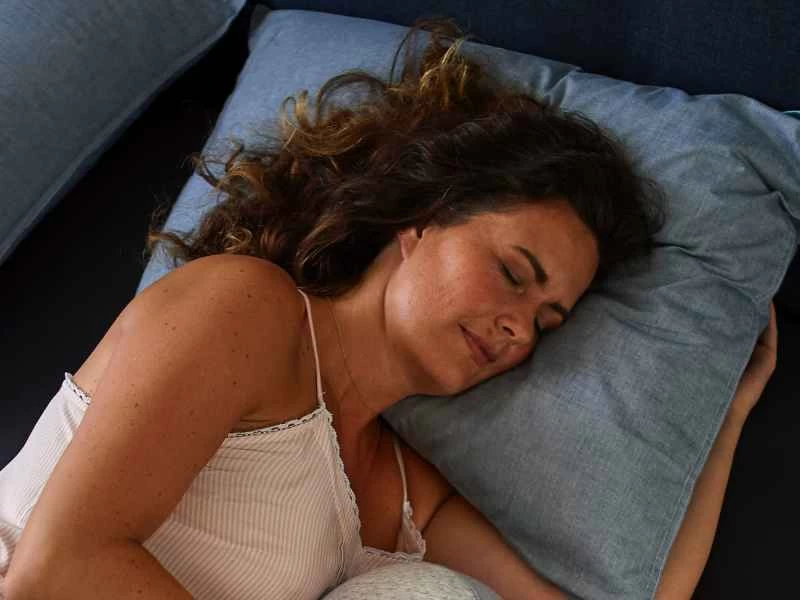 無需佩戴式設備，只需使用這 5 款應用程式即可追蹤睡眠。