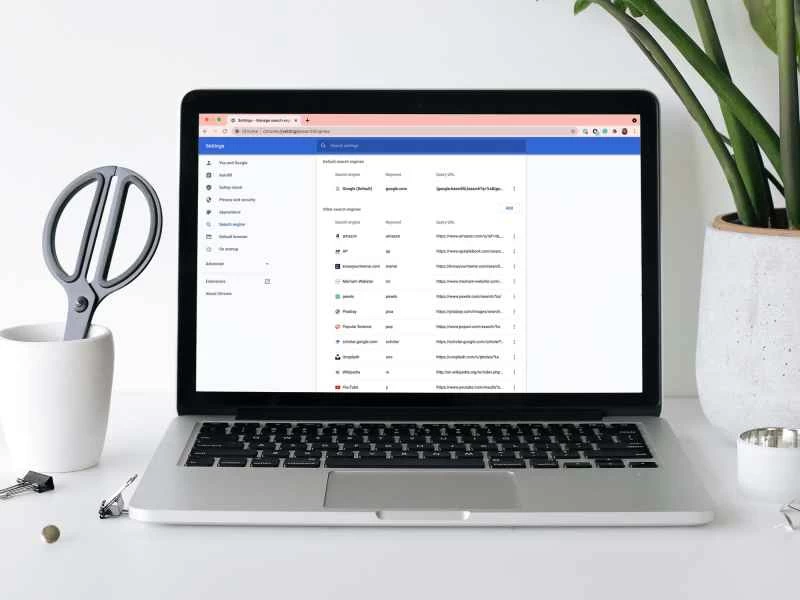 你應該在谷歌瀏覽器中添加更多搜尋引擎。